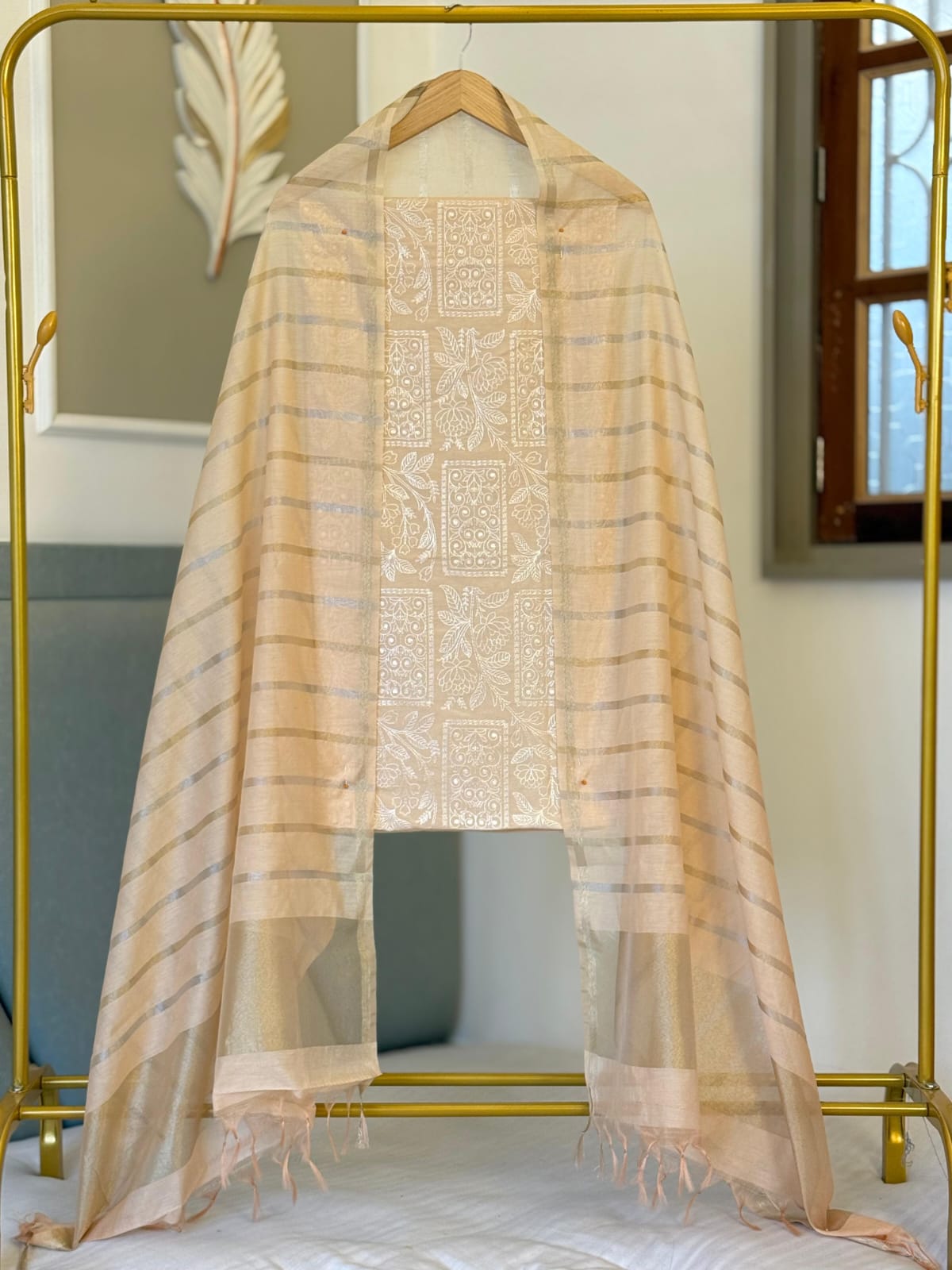 Exclusive Banarasi Chanderi Silk Unstitched Salwar Kameez Suit Set – Pastel Beige / Cream BSH13