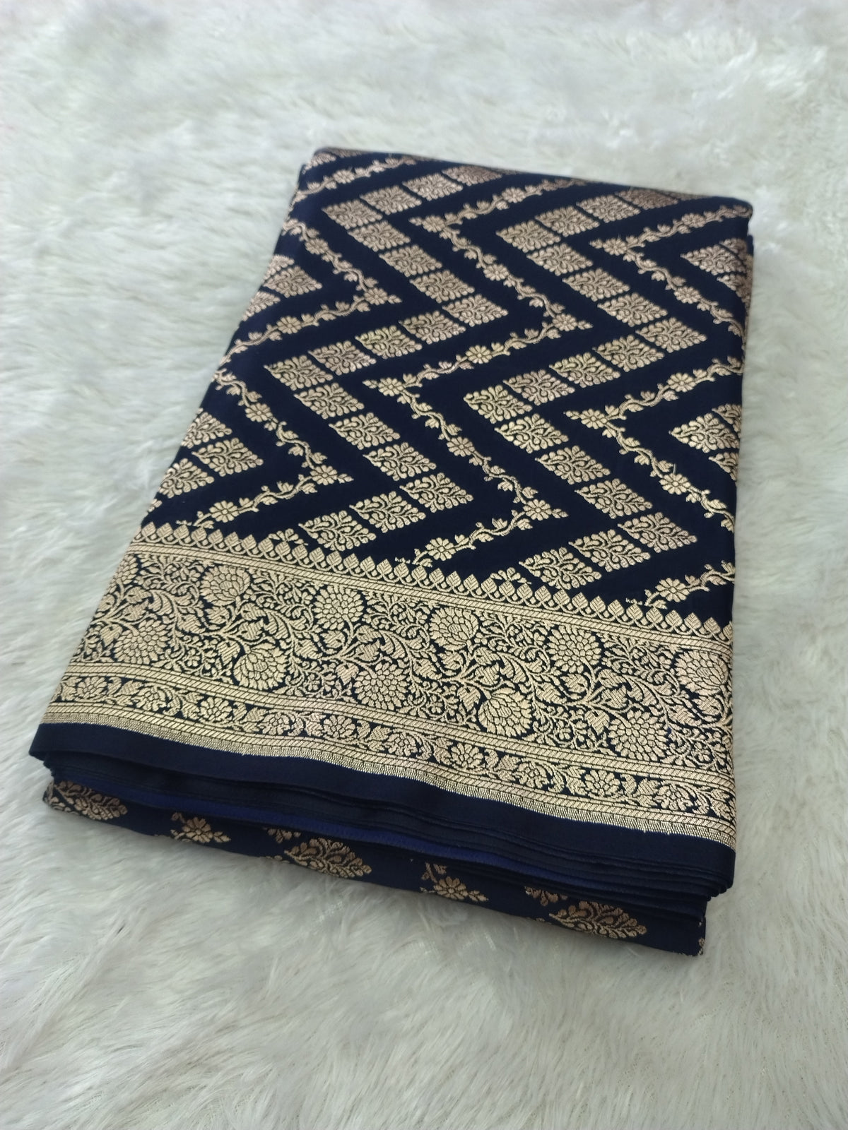 Royal Navy Blue Banarasi Mashru Silk Saree with Rich Zari Weaving WBMS51