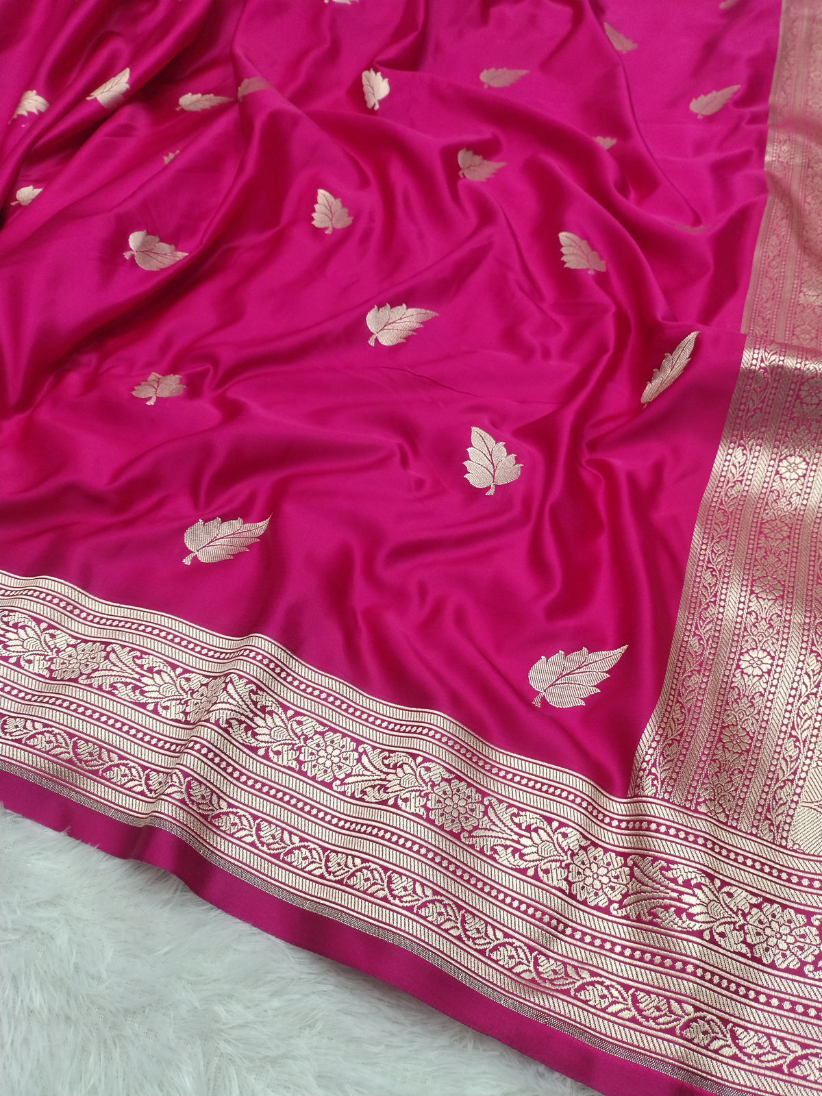 Exquisite Rani Pink Banarasi Mashru Silk Saree with Gold Zari Border WBMS70