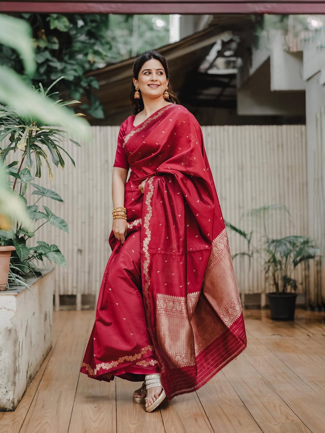 Premium Banarasi Semi Georgette Katan Soft Silk Saree with Zari Butis SKN70