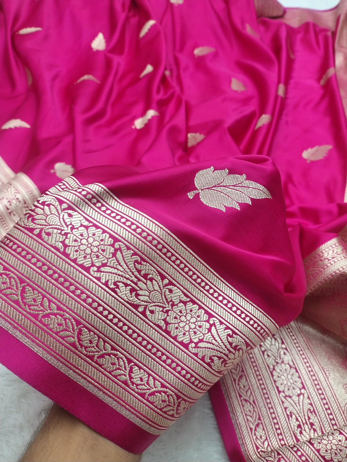 Exquisite Rani Pink Banarasi Mashru Silk Saree with Gold Zari Border WBMS70