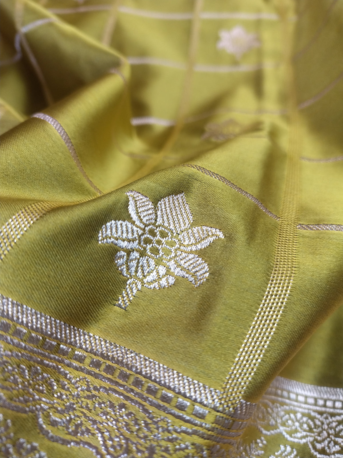 Royal Mustard Lime Banarasi Mashru Silk Saree with Gold Zari Weave & Contrast Rani Border WBMS41